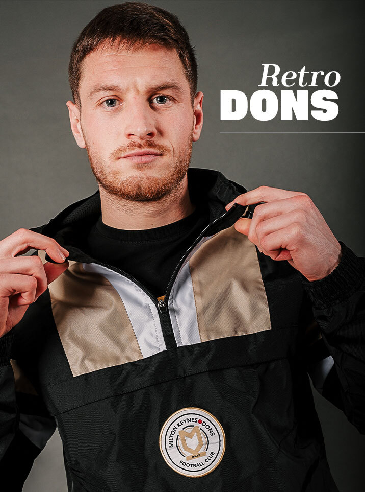 Tazza Personalizzata Milton Keynes Dons – Regalo Unico Con Nome E Logo Del Club, Ceramica Lucida, 98 Mm Altezza, Colore Rosso