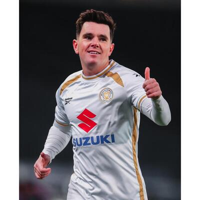 Lot 12 - Liam Kelly Signed Match Worn Boots