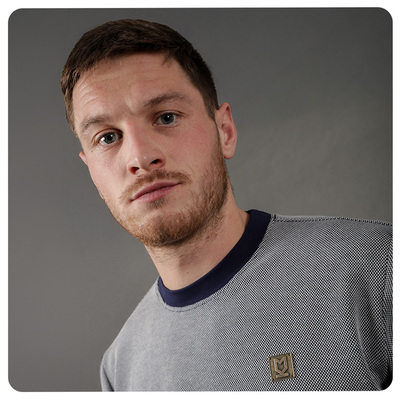 Mens Crucial Oat T-Shirt - Navy