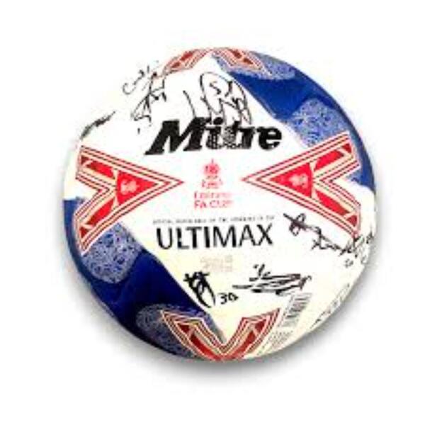 Lot 27 - Squad Signed Official FA Cup Match Ball